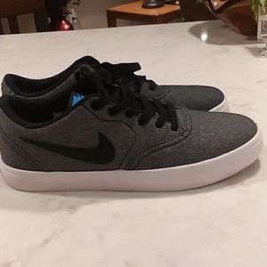 Nike SB Solarsoft Check